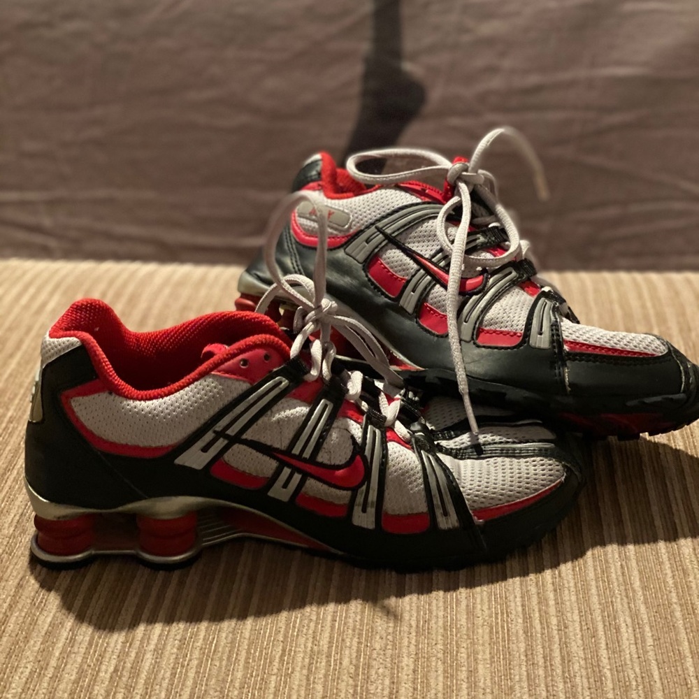 Nike Shox Size 8